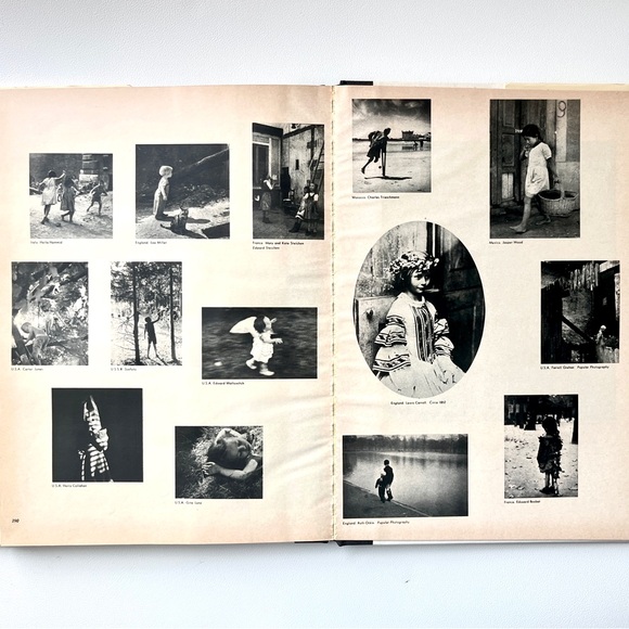 Family of Man 1st Edition 1955 Edward Steichen Photo Book Museum of Modern Art - Picture 7 of 10